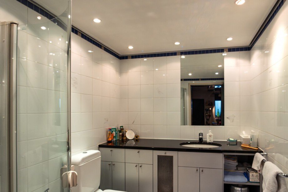 Badezimmer im EG Zweifamilienhaus Bielefeld / Gadderbaum