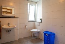 EG Anbau - Badezimmer �u�erst gepflegtes F�nffamilienhaus - vom Eigent�mer selbst betreut in Lage
