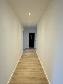 Flur 3 ZKB - Erdgeschosswohnung mit Gartenanteil N�he Bielefelder Universit�t (Wertherstra�e)