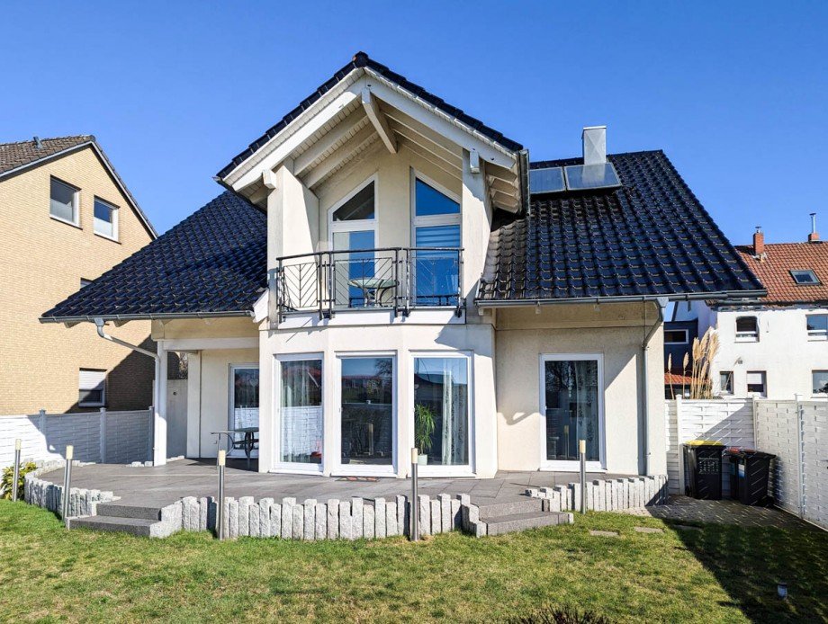 Gartenansicht Einfamilienhaus Bielefeld