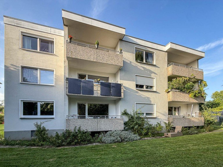 Au�en Bielefeld Erdgeschosswohnung Gro�z�gige 4-Zimmerwohnung mit Balkon in Bielefeld (Hollensiek)